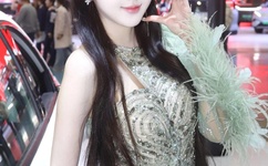 公交车上开嫩苞小说